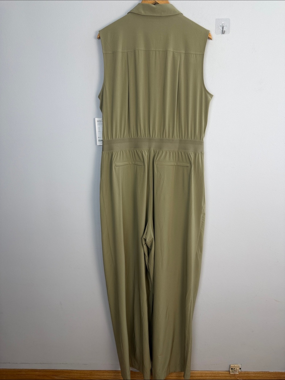 NEW Athleta Brooklyn Heights Wide Leg Jumpsuit Size 16T Olive Athleisure Utility - Picture 11 of 16